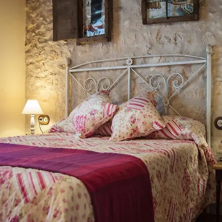 La Fuente Del Pinar * Valdesimonte