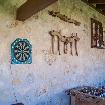 La Fuente Del Pinar * Valdesimonte