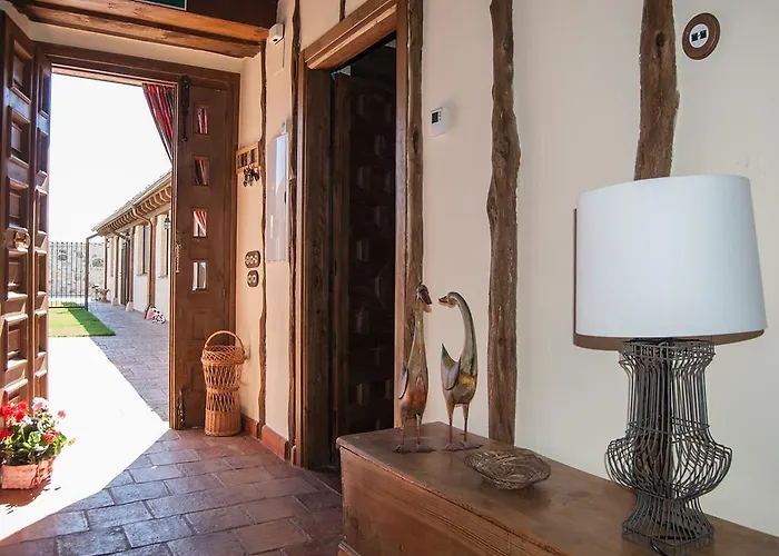 La Fuente Del Pinar Country house *