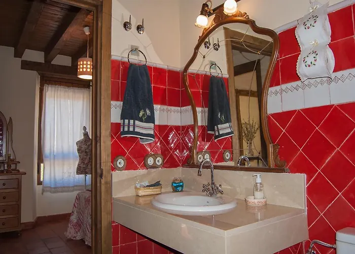 La Fuente Del Pinar *