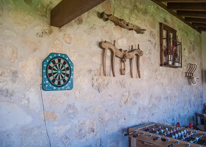 La Fuente Del Pinar * Valdesimonte