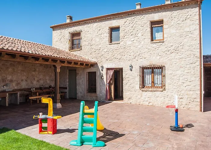 La Fuente Del Pinar *