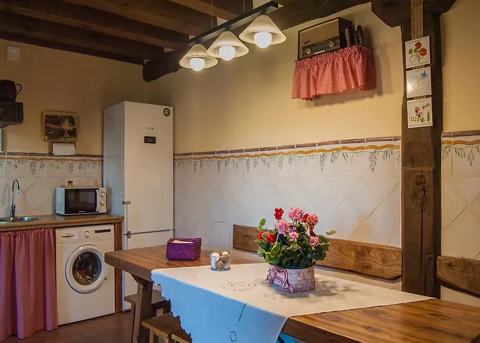 La Fuente Del Pinar Country house *